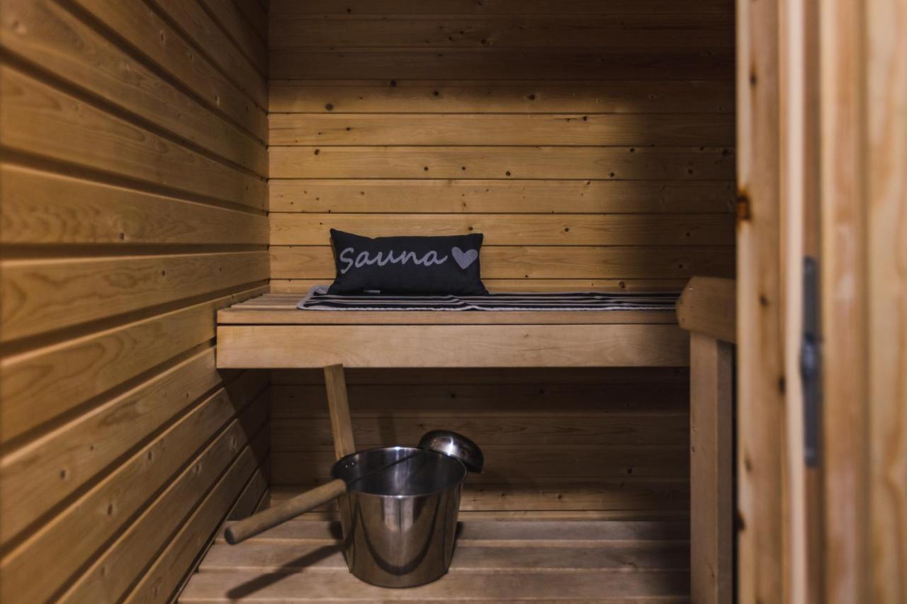 Penthouse With Sauna - King Size Bed - Free Wifi! ロヴァニエミ エクステリア 写真